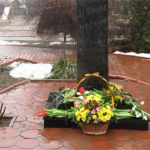 У Біляївці під дощем вшанували пам’ять Шевченка