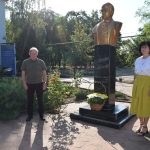 Під акапельне виконання Державного Гімну в Біляївці урочисто підняли Державний Прапор України