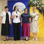 Гамірно та урочисто було вчора в Біляївському ліцеї №1 імені Володимира Івановича Калмика, адже тут сьогодні відбулось вручення свідоцтв про базову середню освіту.