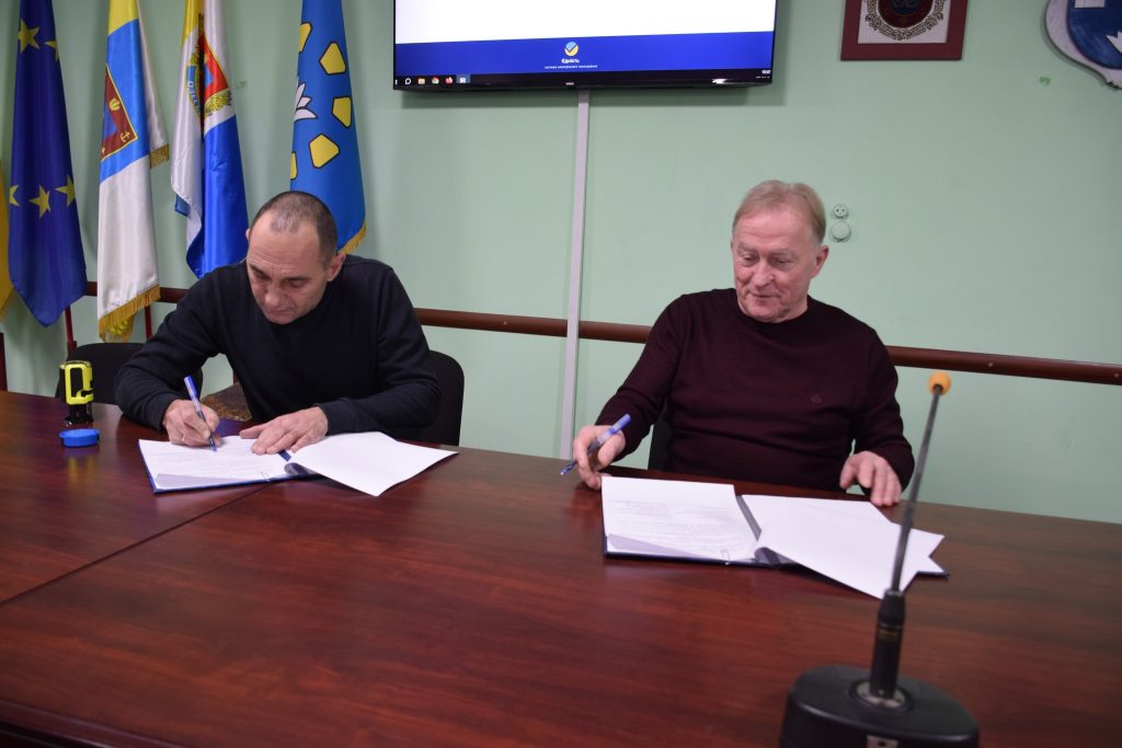 Сьогодні, 8 січня, відбулось перше в новому році засідання виконавчого комітету Біляївської міської ради під головуванням Біляївського міського голови Михайла Бухтіярова.